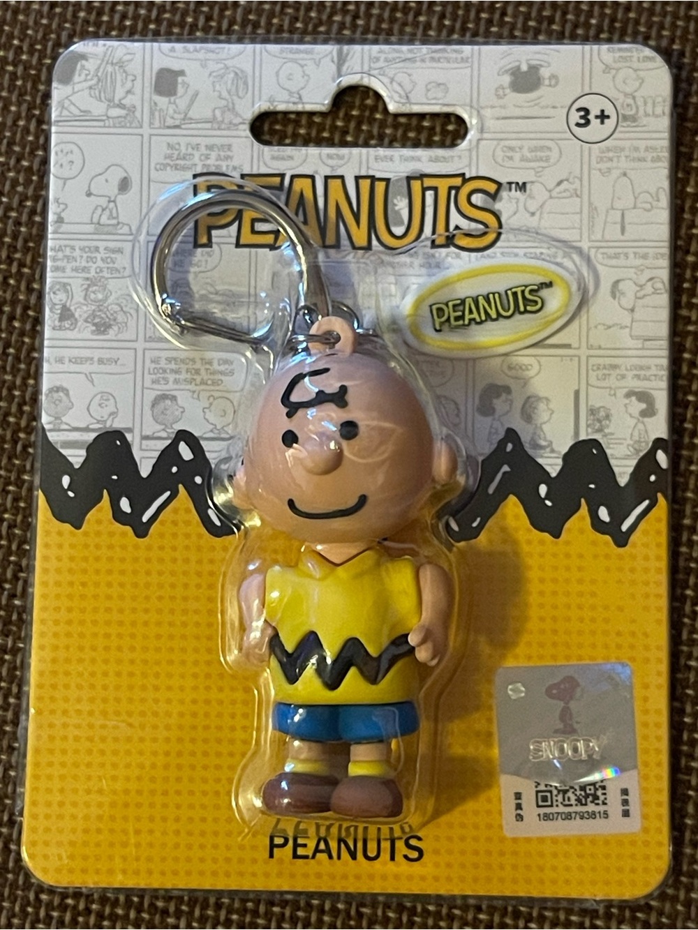 Peanuts Charlie Brown Keychain - Picture 1 of 4